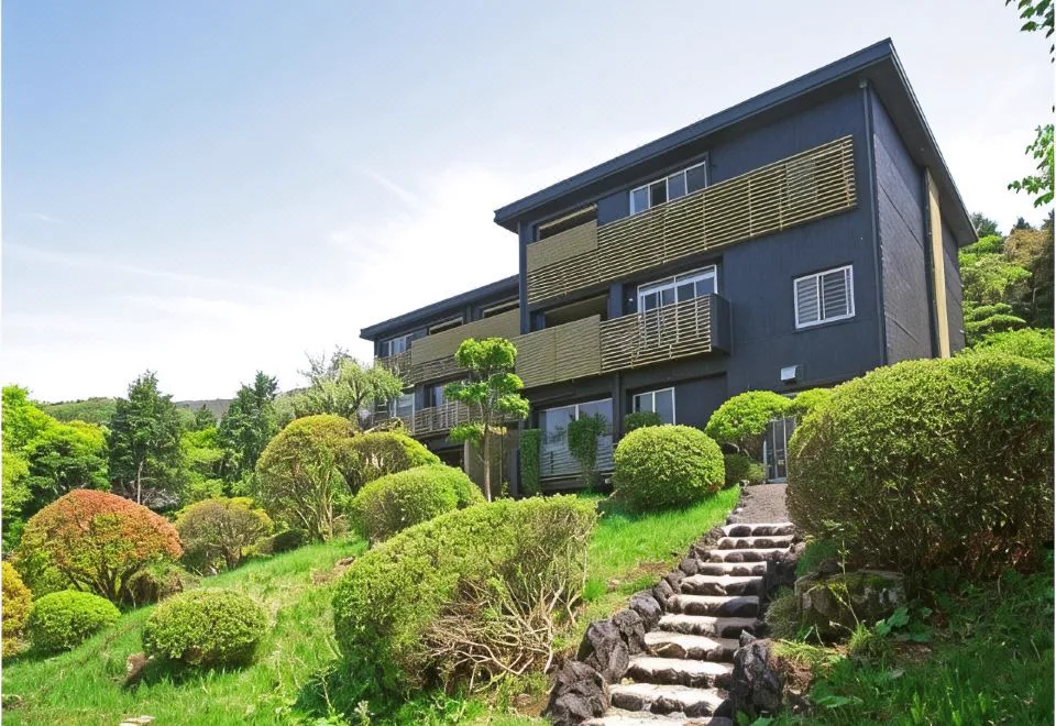 箱根湯宿然值得住嗎?全10室都有掛流半露天,真正要選的是富士山景還是森林房