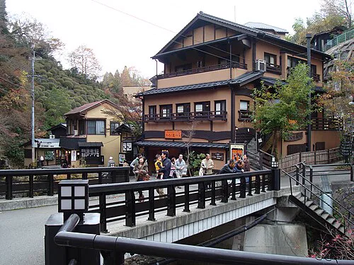 黑川溫泉街與橋樑
