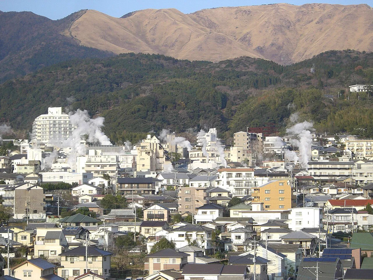 九州一人溫泉旅行去哪裡?別府、黑川、由布院、嬉野、指宿 2026 比較