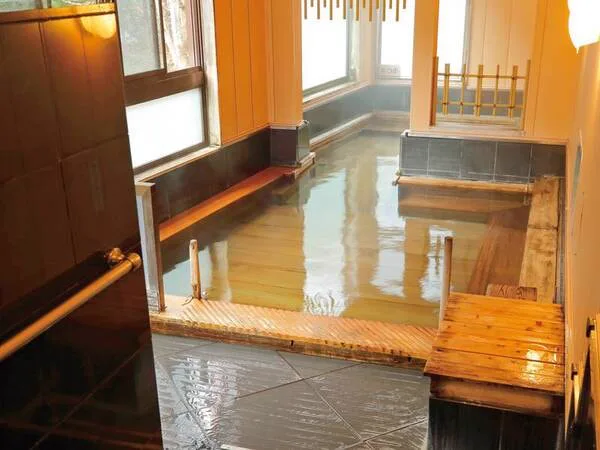 花卷溫泉旅館室內浴場景觀